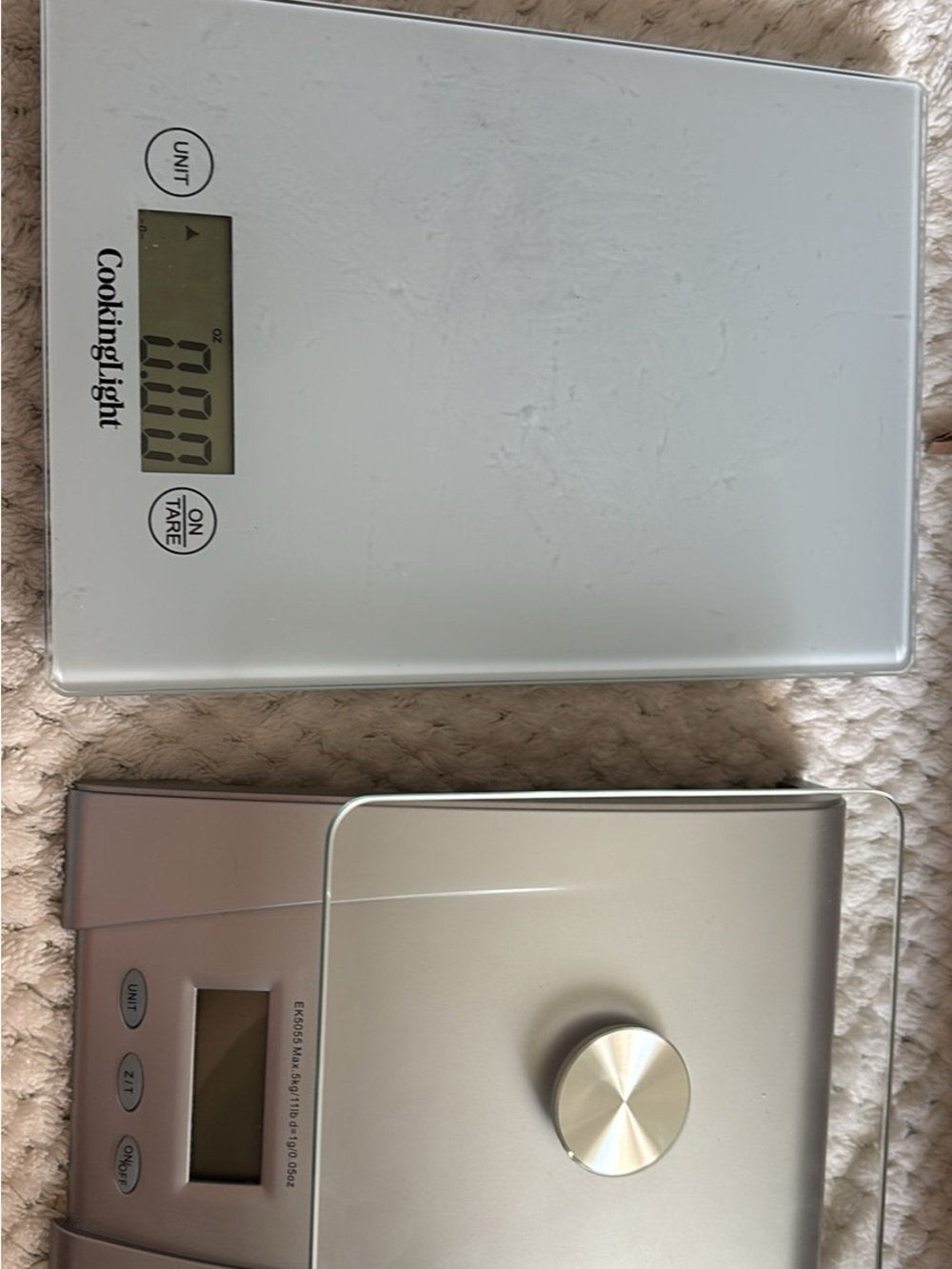 Silver Digital Kitchen Scale with Round Dial -